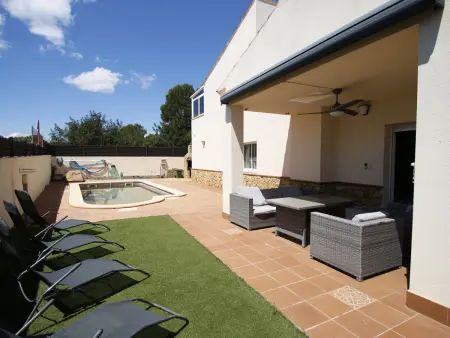 Villa familiale, piscine privée et clim - 6 pers. - Photo 1