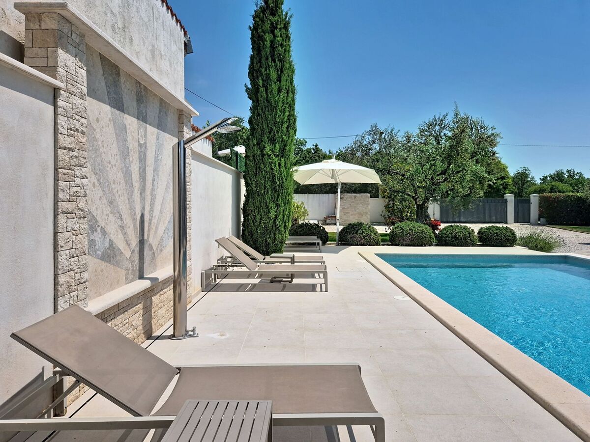 Villa Roza – Maison 5 chambres avec piscine privée à Umag - Photo 2