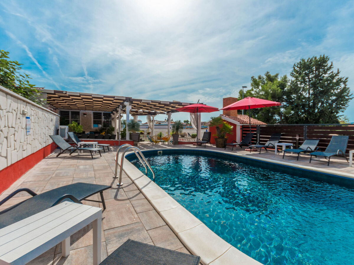 Villa Ancora : 13 chambres, piscine chauffée à Donje Rastane - Photo 15