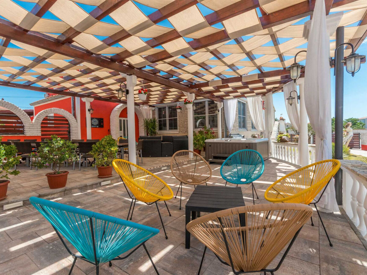 Villa Ancora : 13 chambres, piscine chauffée à Donje Rastane - Photo 24