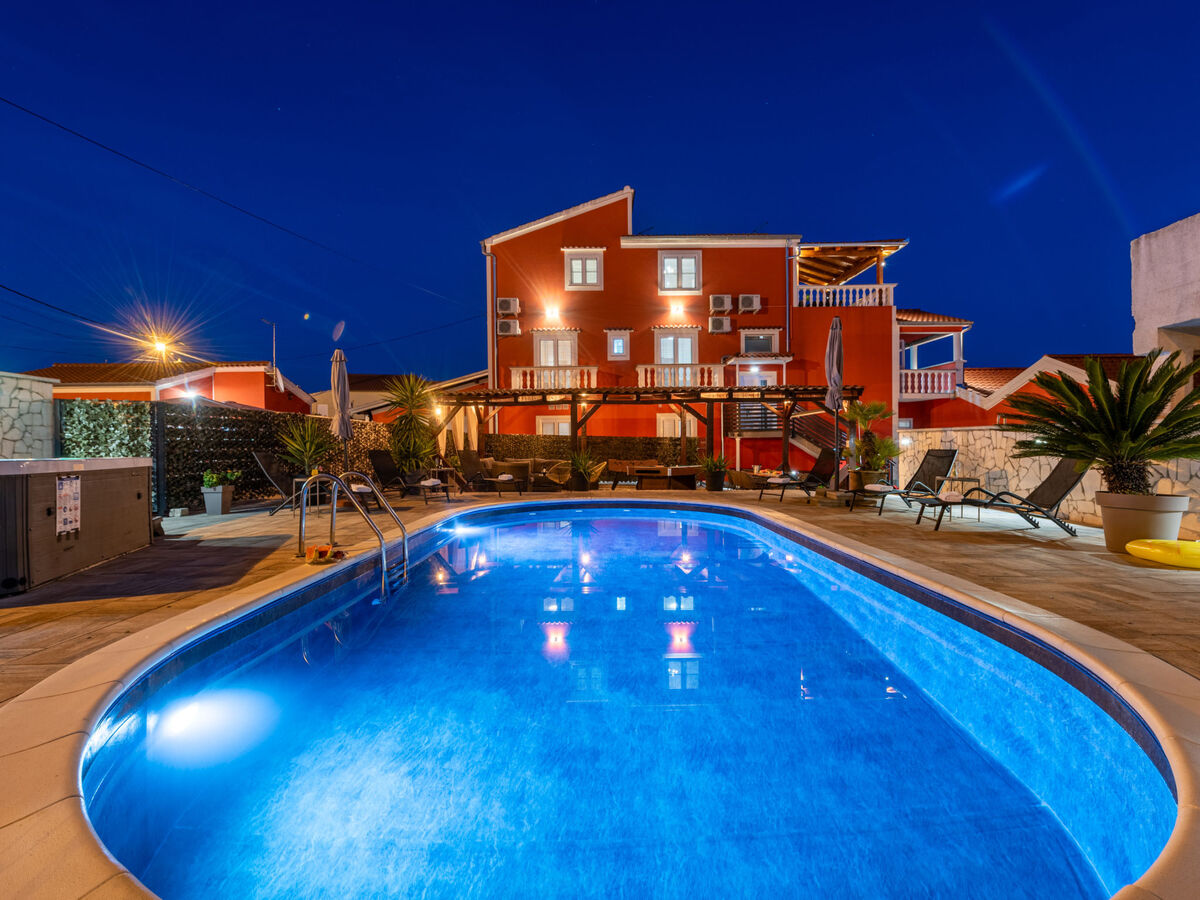 Villa Ancora : 13 chambres, piscine chauffée à Donje Rastane - Photo 83