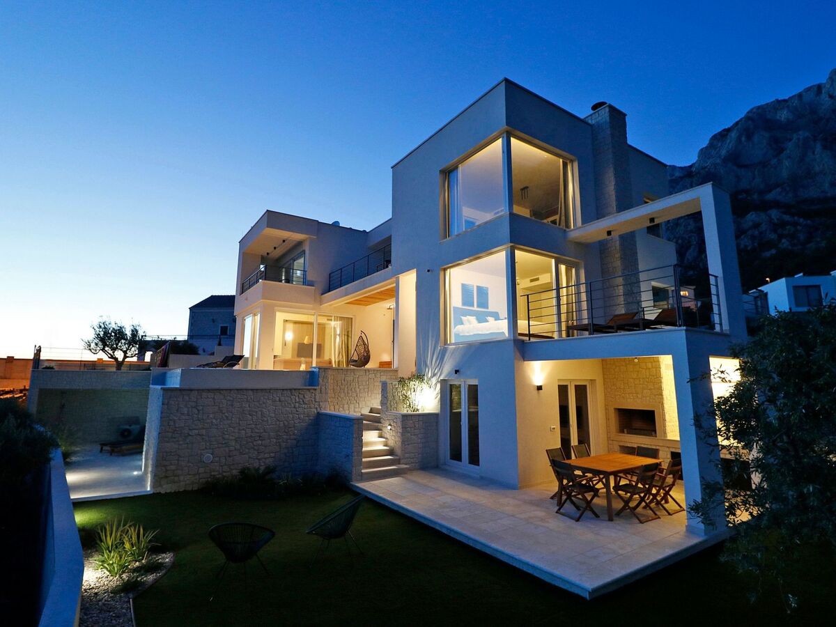 Villa moderne Veliko Brdo, piscine infinity et vue mer - Photo 2