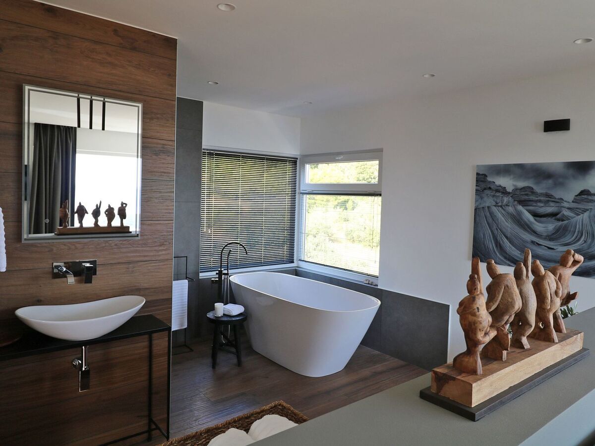 Villa moderne Veliko Brdo, piscine infinity et vue mer - Photo 11