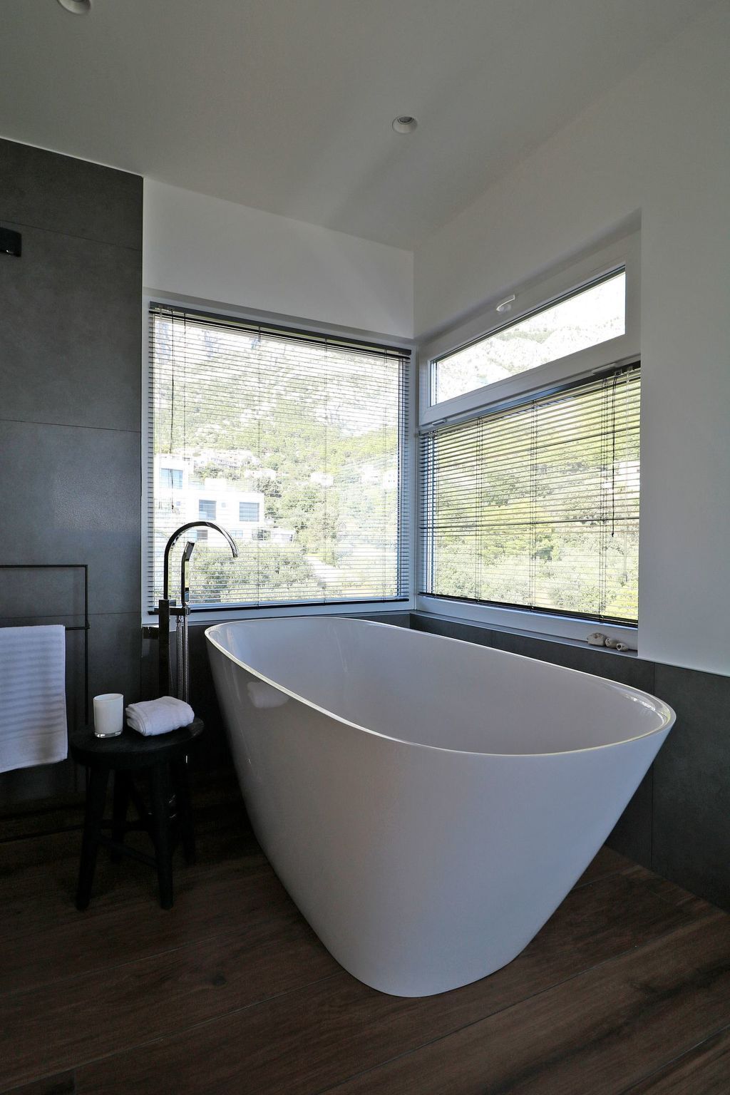 Villa moderne Veliko Brdo, piscine infinity et vue mer - Photo 13