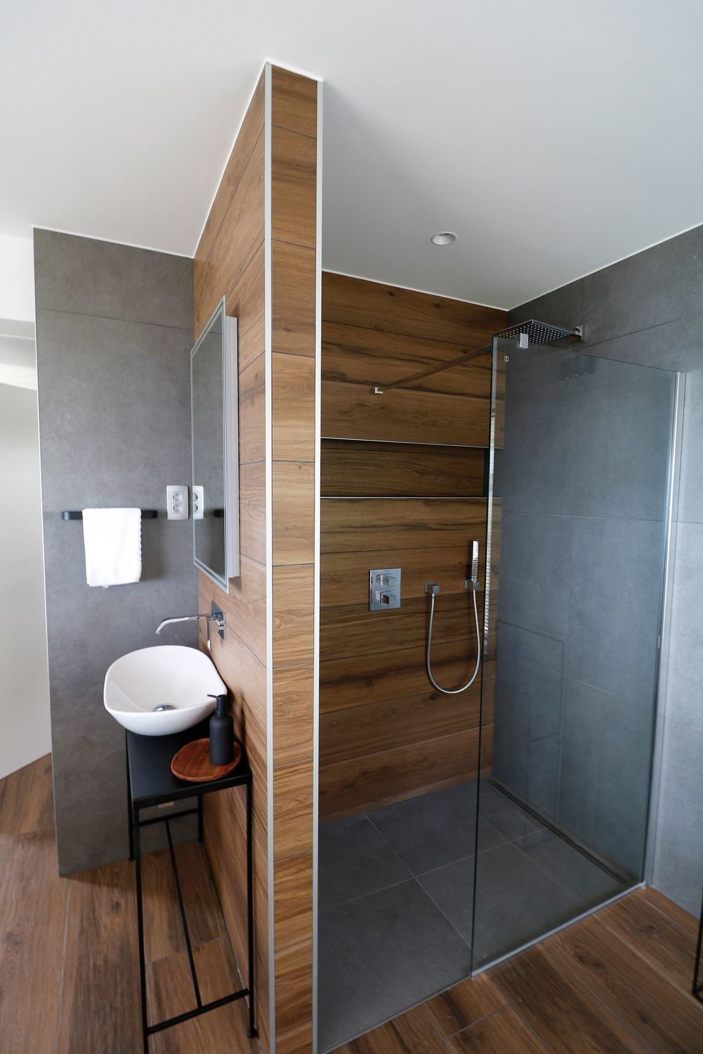 Villa moderne Veliko Brdo, piscine infinity et vue mer - Photo 14