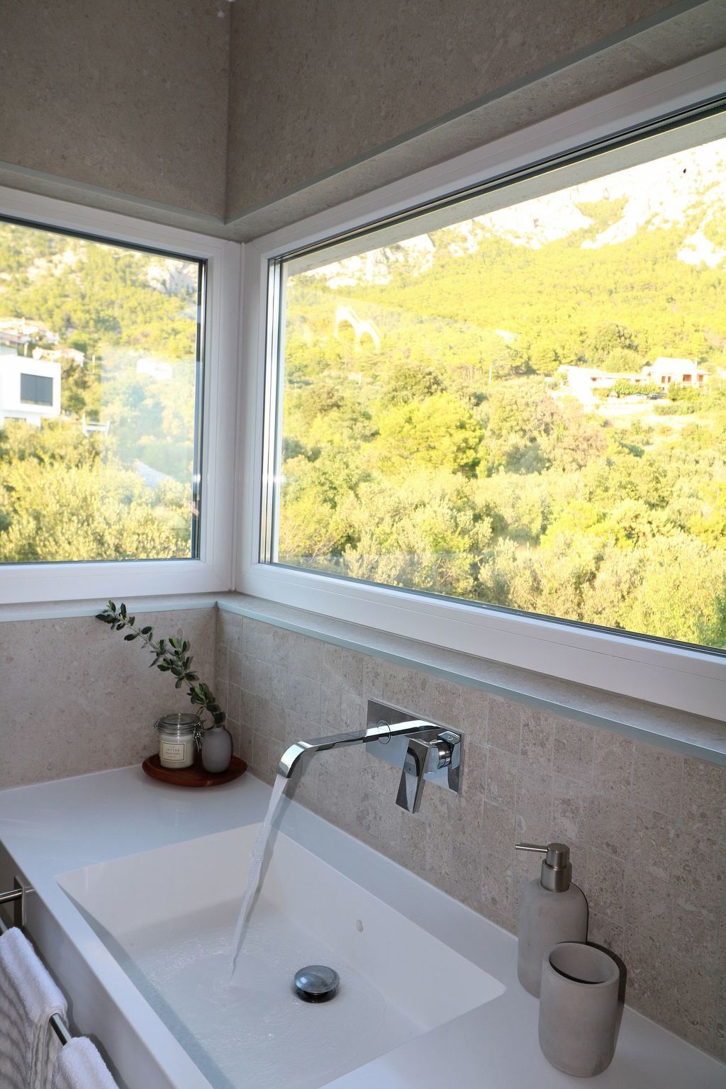 Villa moderne Veliko Brdo, piscine infinity et vue mer - Photo 15