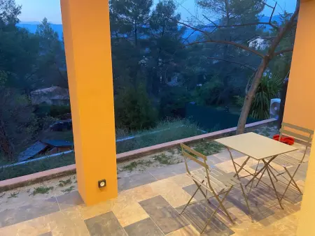 Appartement 65 m² avec jardin clos et vue montagne à Drap : photo 8