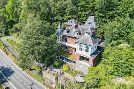 Location chateau à La Roche en ardenne, Château élégant pour 19 personnes