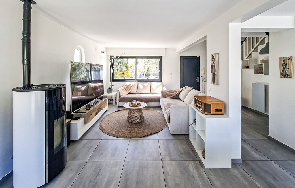 Maison 4 chambres avec piscine chauffée à Yerres - Photo 2