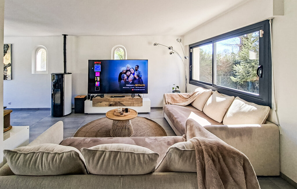 Maison 4 chambres avec piscine chauffée à Yerres - Photo 3