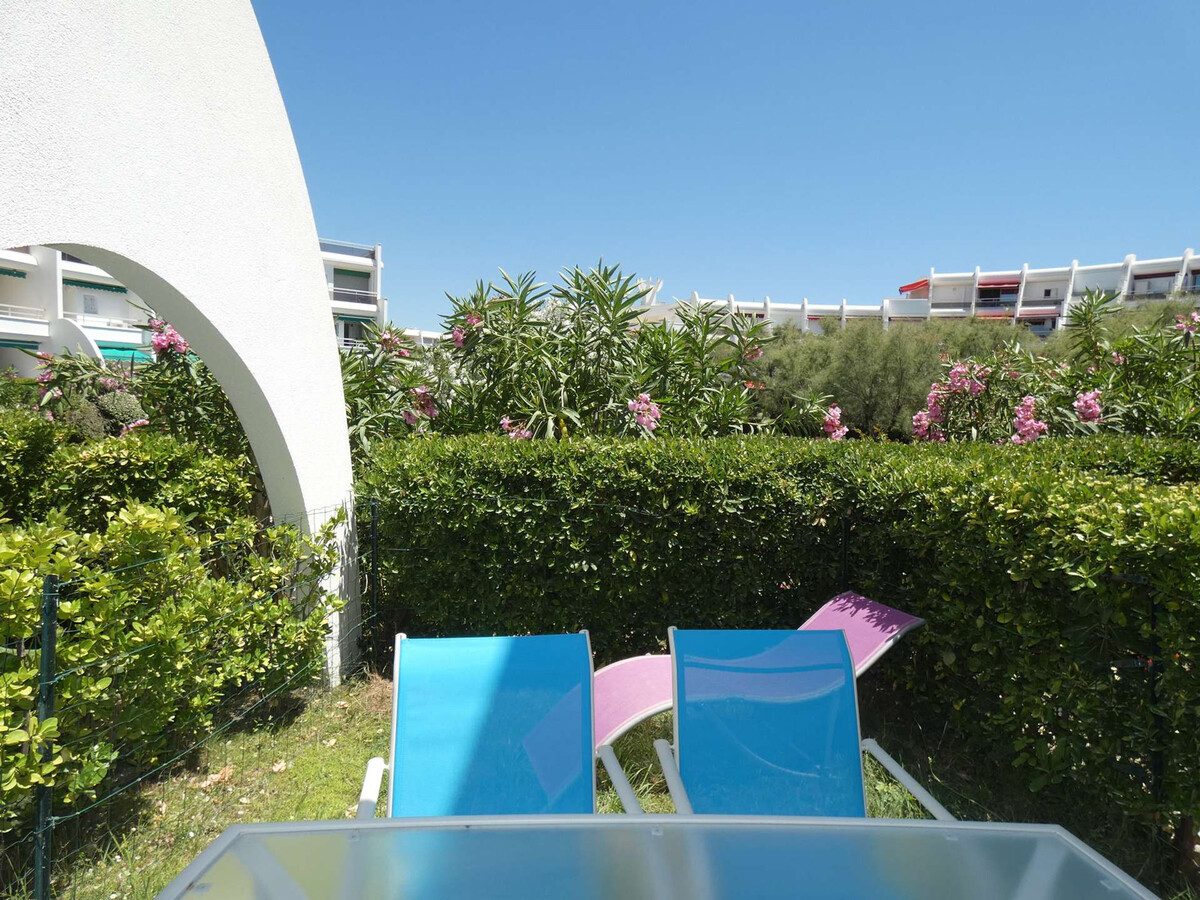 Studio cabine 4 pers. à 150m de la plage, parking privé - Photo 11