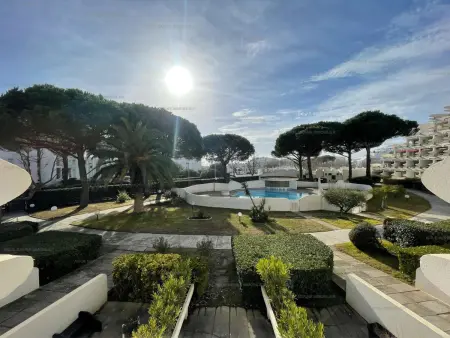Location appartement à La Grande Motte, 2 Pièces, Cabine, Vue Piscine, Proche Plage et Commerces