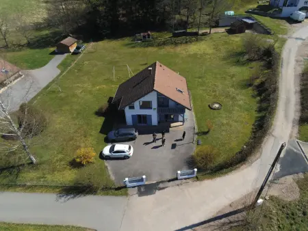 Chalet 120 m² avec terrain de jeux à Gerbamont - Photo 3