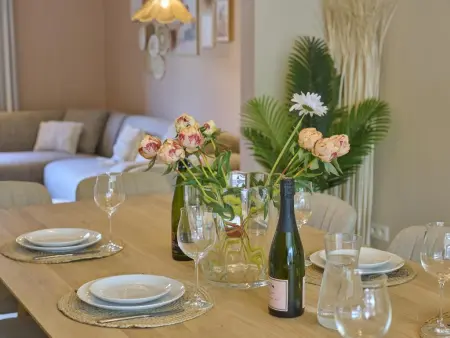 Maison de luxe à Riemst avec jacuzzi, sauna et jardin privé : photo 11