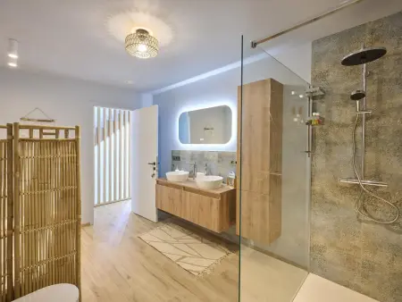 Maison de luxe à Riemst avec jacuzzi, sauna et jardin privé : photo 25