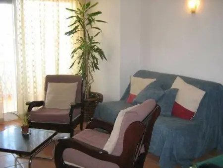 Appartement face à la mer, 3 chambres, jardin privé : photo 2