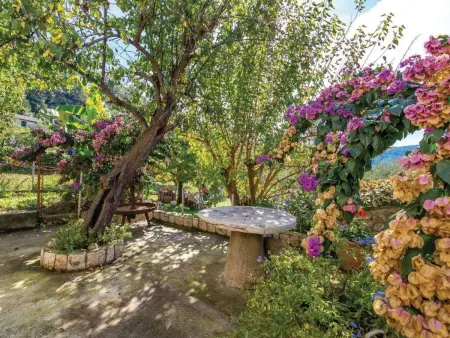 Maison traditionnelle en pierre pour 6 à Supetarska Draga : photo 4