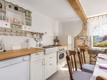 Maison traditionnelle en pierre pour 6 à Supetarska Draga : photo 19