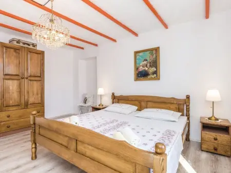 Maison traditionnelle en pierre pour 6 à Supetarska Draga : photo 24