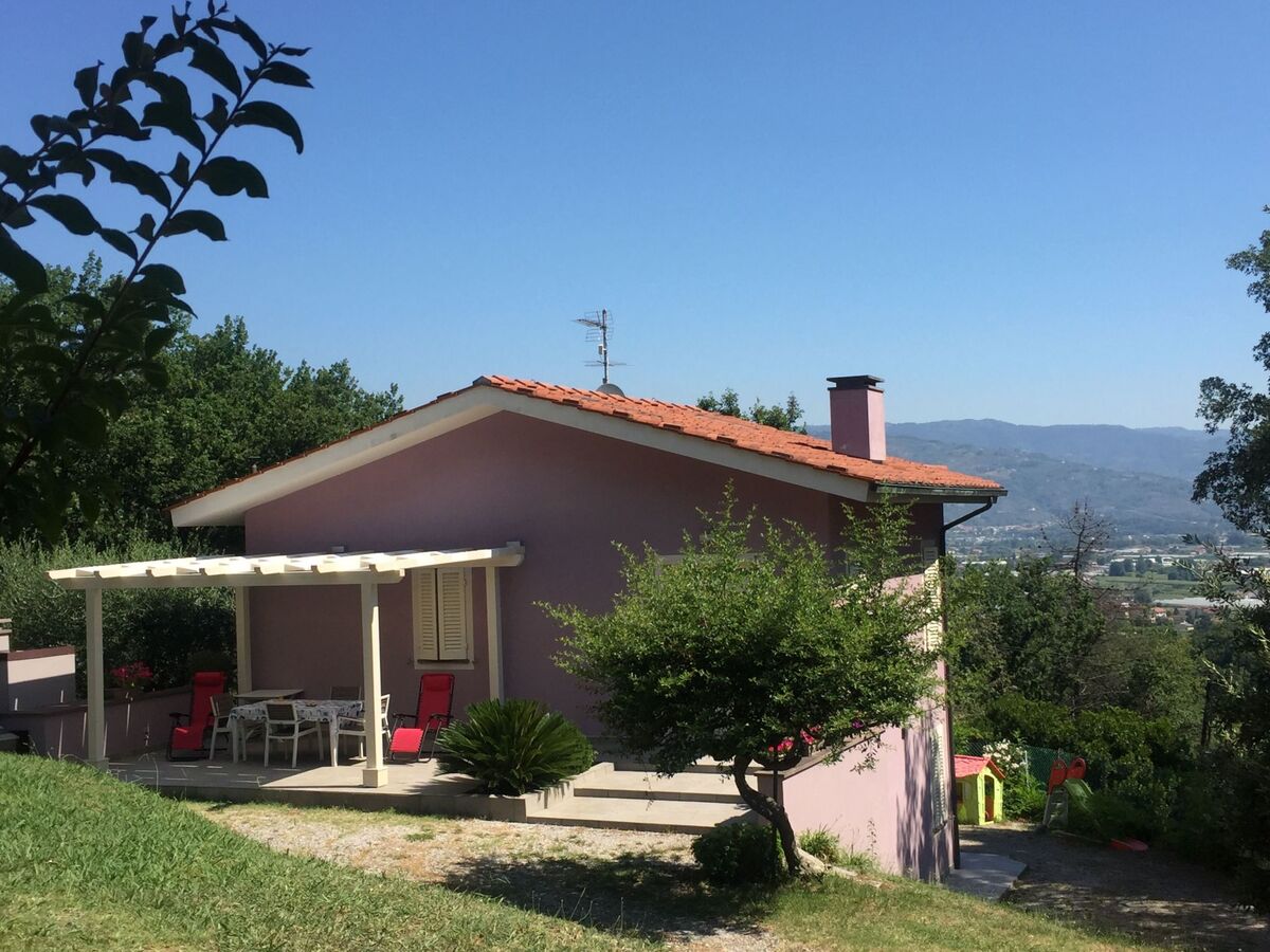 Maison indépendante Montecarlo, jardin 1000m² et barbecue - Photo 1