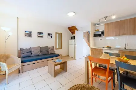 Location gite à Saumur, Chalet duplex avec piscine pour 4 personnes