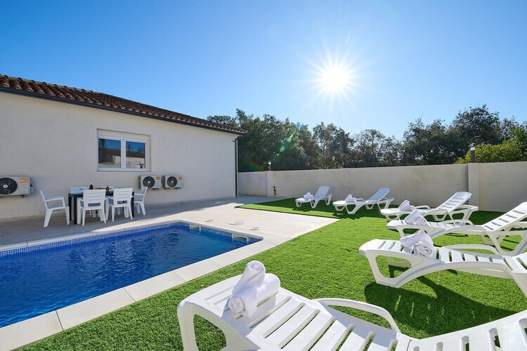 Villa BelSol avec piscine privée à Vidreres - Photo 9