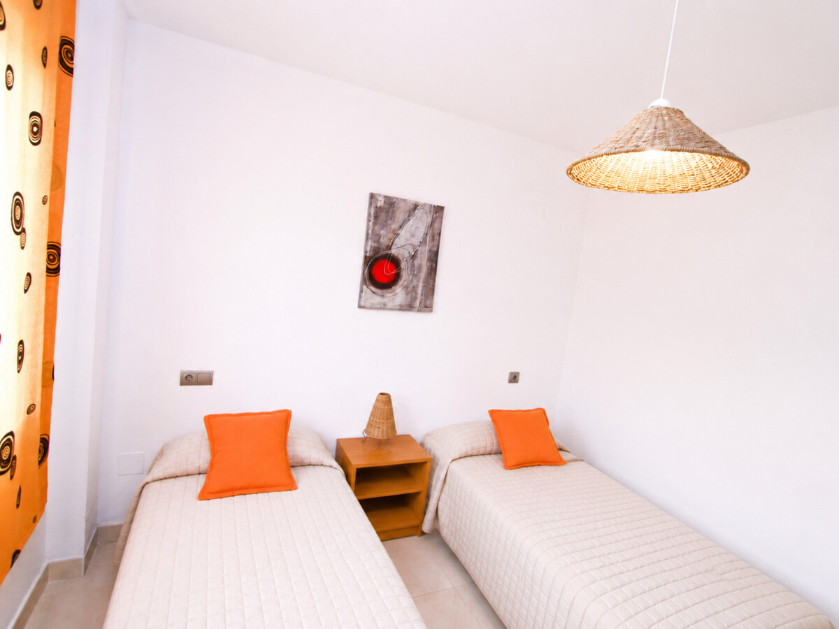 Appartement 8 pers. rez-de-chaussée avec terrasse à Salou - Photo 6