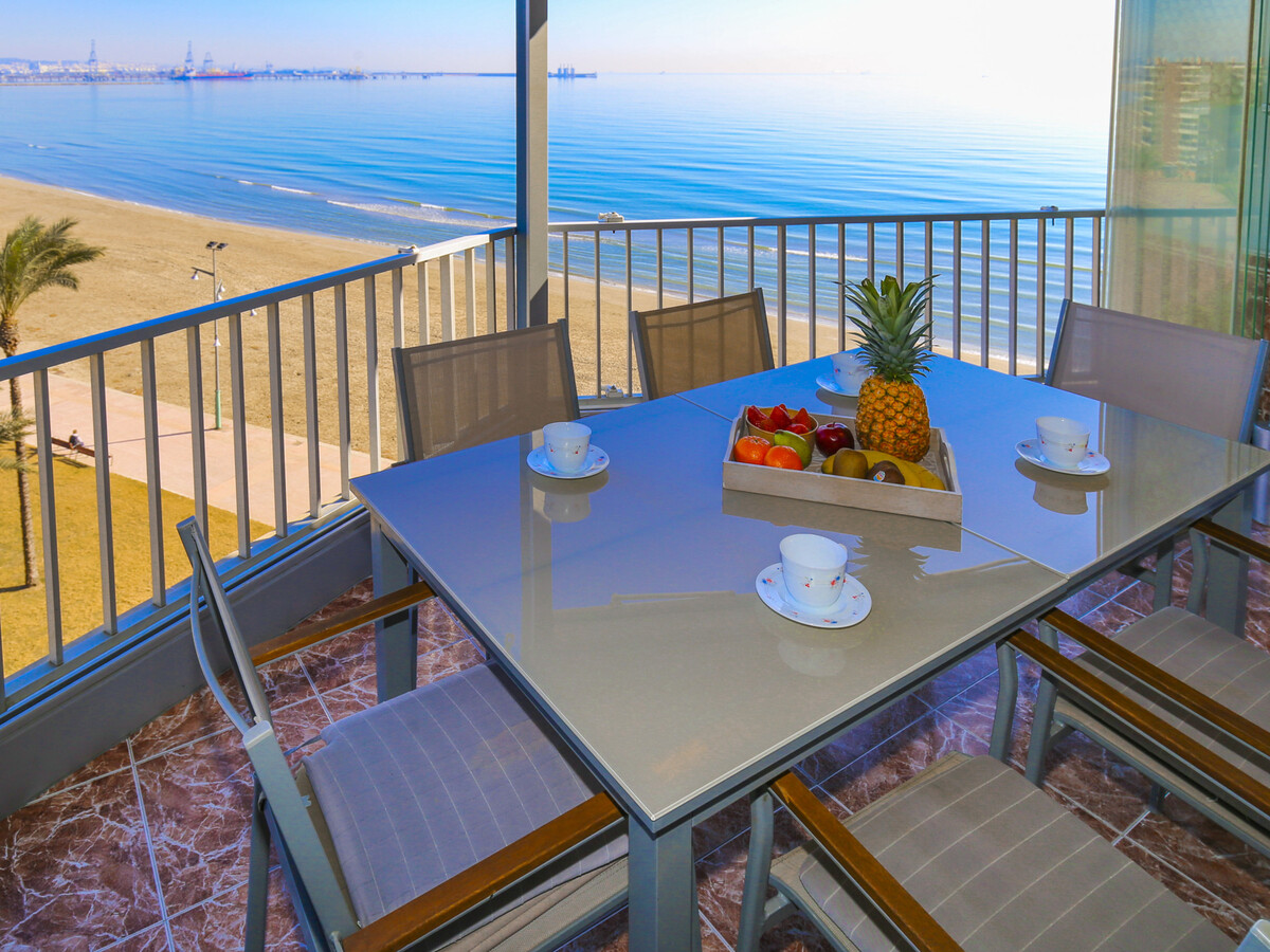 Appartement 7 pers. vue mer face à la plage - Photo 1