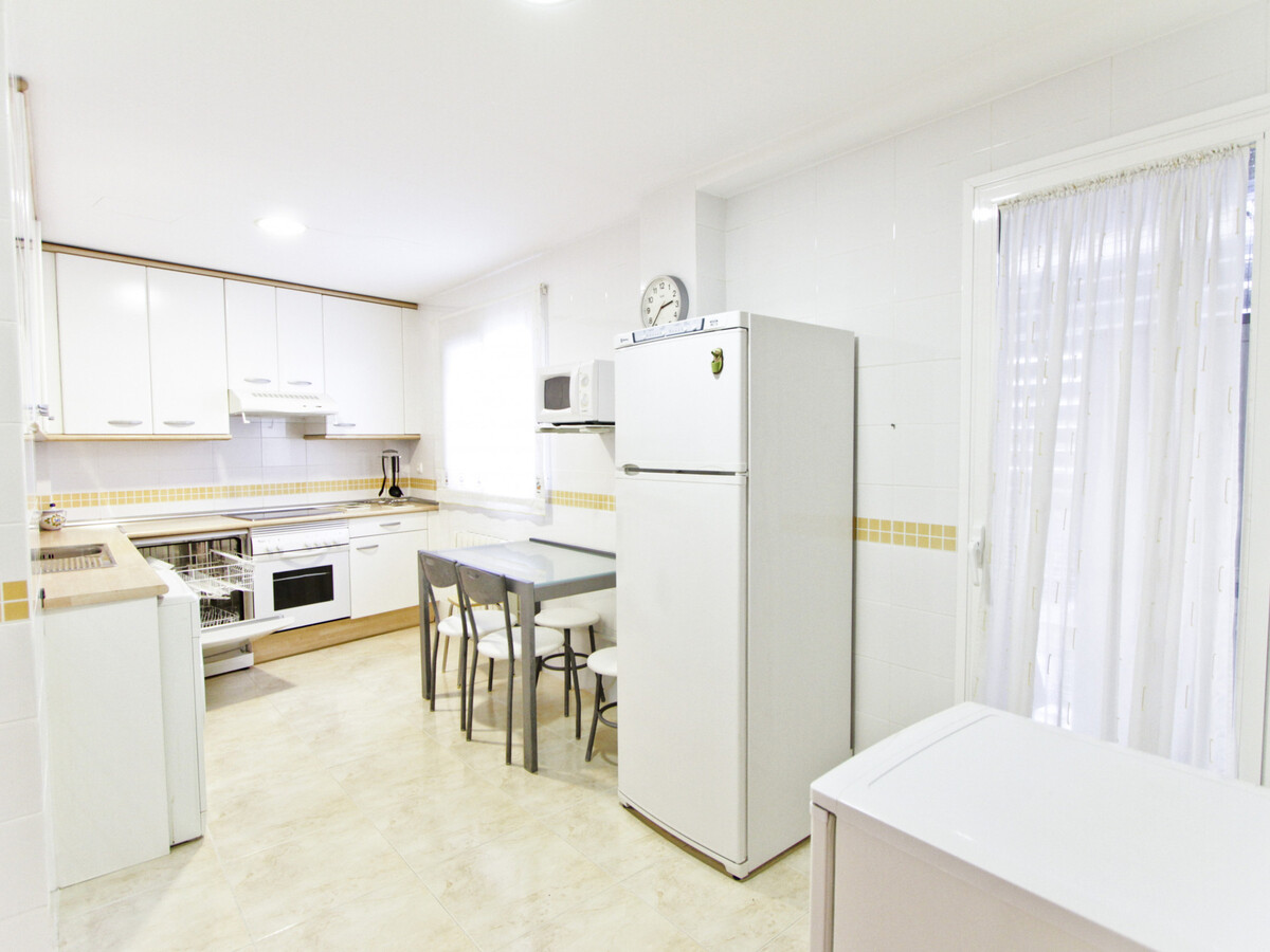 Appartement 4 chambres avec clim et parking - 10 pers. - Photo 7