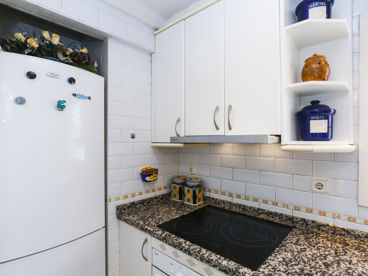 Appartement 6 pers. vue mer à 30 m de la Plage de Ponent - Photo 17