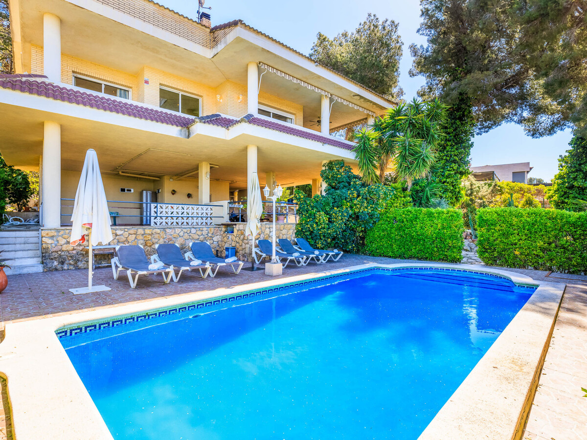 Villa 10 pers., piscine et vue montagne à Tamarit - Photo 1