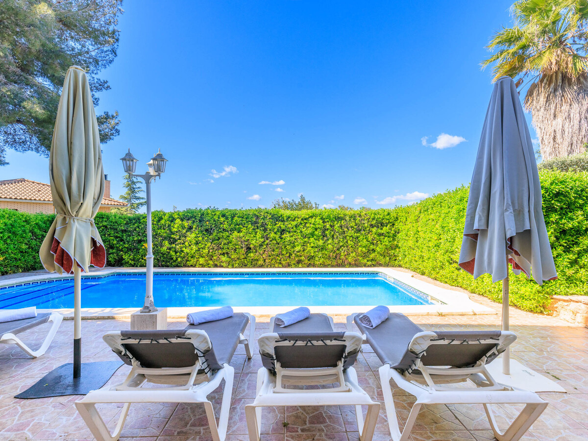 Villa 10 pers., piscine et vue montagne à Tamarit - Photo 2