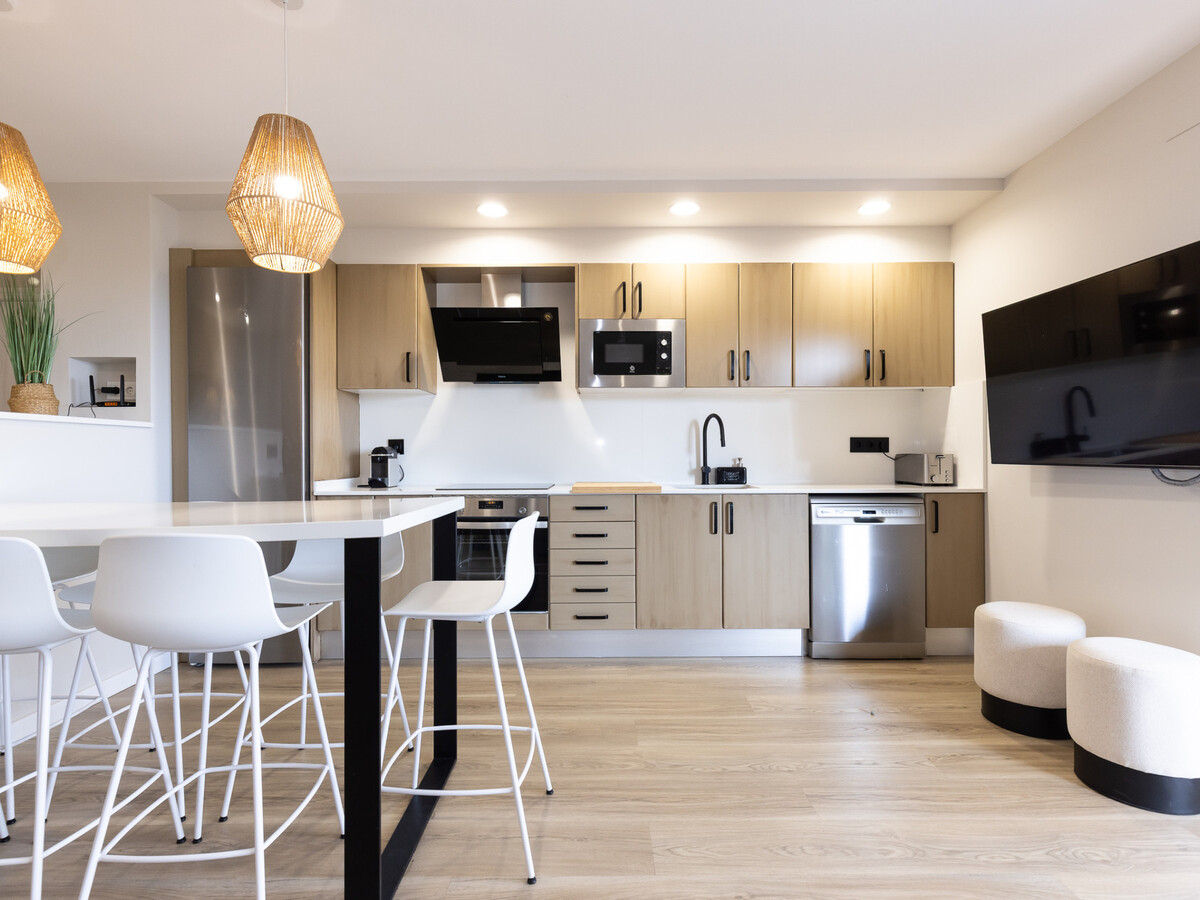 Appartement 65m² moderne, clim, terrasse – Salou - Photo 5