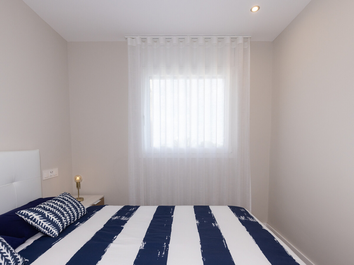 Appartement 65m² moderne, clim, terrasse – Salou - Photo 13