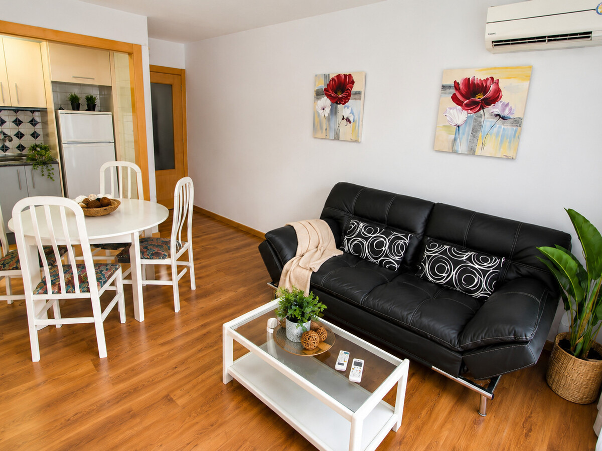 Appartement 4 pers. Vilafortuny, plage à 2 pas, clim - Photo 1