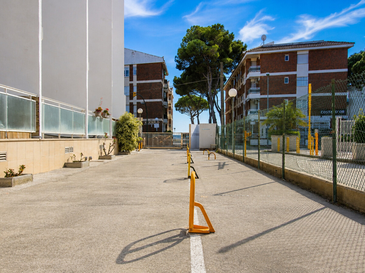Appartement 4 pers. Vilafortuny, plage à 2 pas, clim - Photo 3