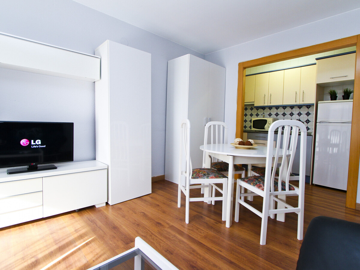 Appartement 4 pers. Vilafortuny, plage à 2 pas, clim - Photo 9