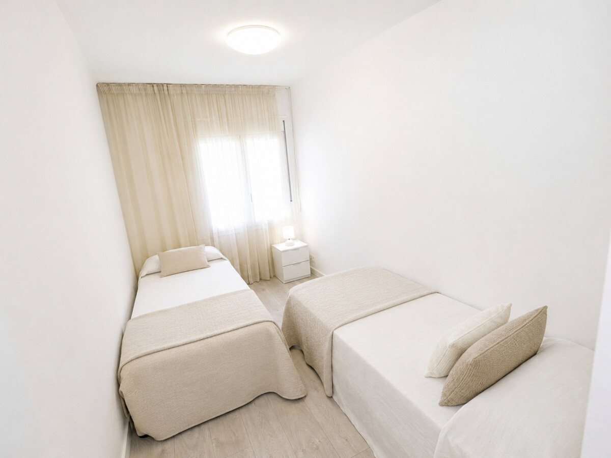Appartement 8 pers. à 100m de la plage, La Pineda - Photo 10