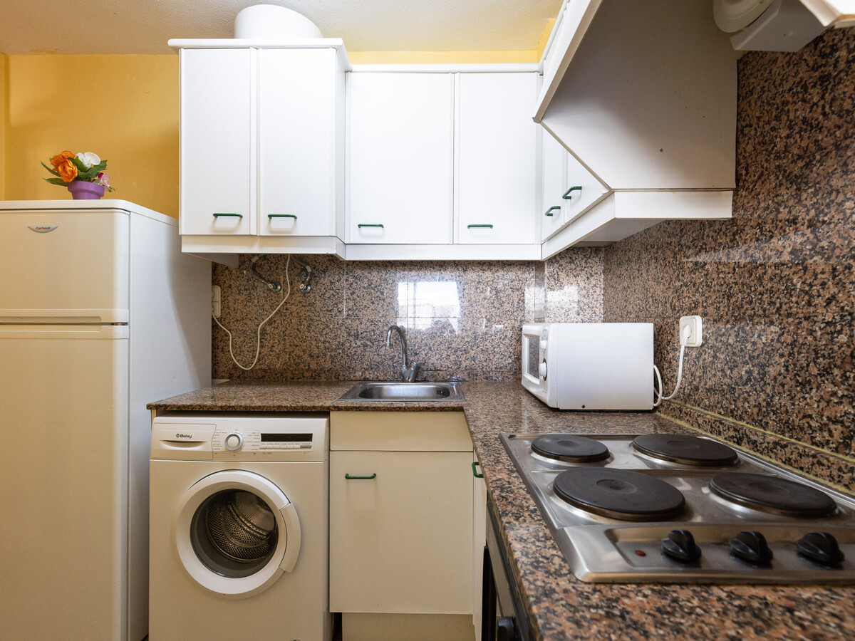Appartement 6 pers. vue mer à Salou, piscine - Photo 9