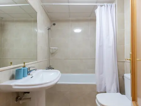 Maison familiale avec clim - 8 pers., Maison 8 personnes à Salou - Photo 32