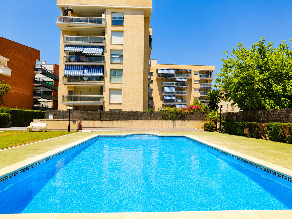 Appartement 6 pers. à 100 m de la plage, parking inclus - Photo 1
