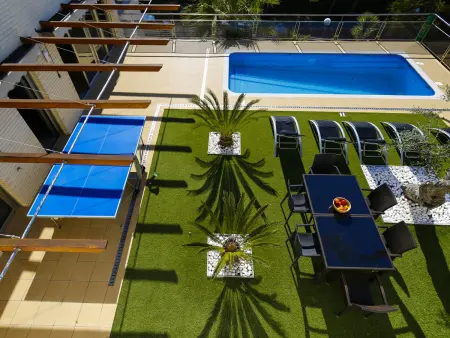 Location villa à Tarragona, Villa avec piscine privée, clim - Vérifiez les conditions ( La capacité nest pas précisée )