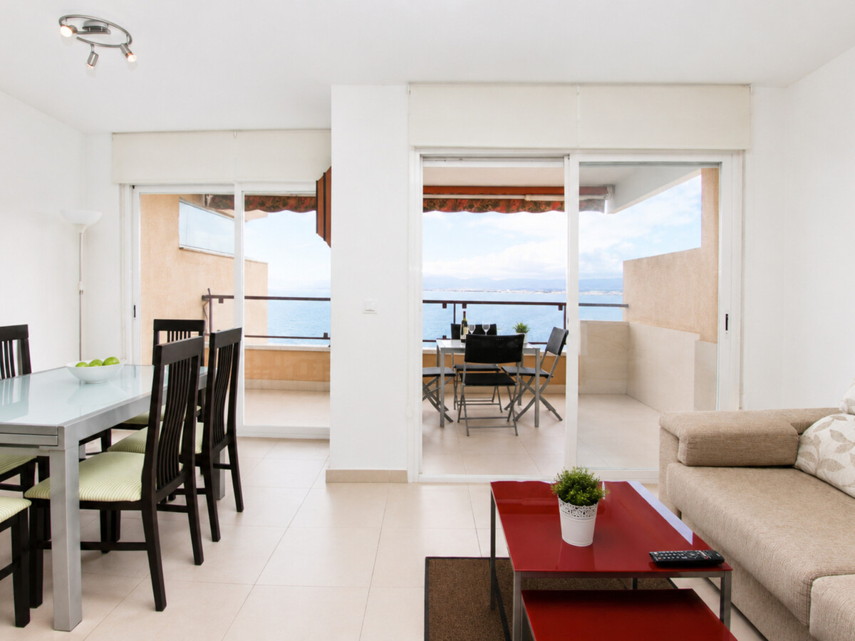Appartement 70 m² Cap Salou, terrasse et parking gratuit - Photo 2