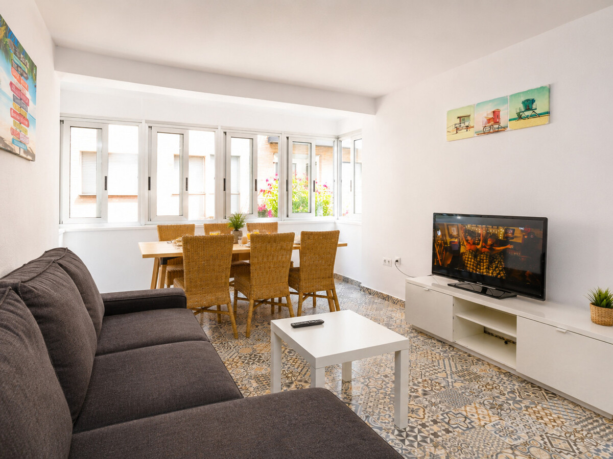 Appartement 10 pers. à 2 pas de la plage à Salou - Photo 2