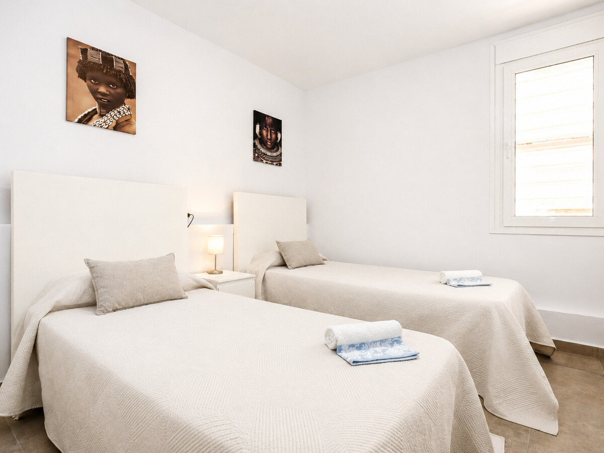 Appartement 10 pers. à 2 pas de la plage à Salou - Photo 9