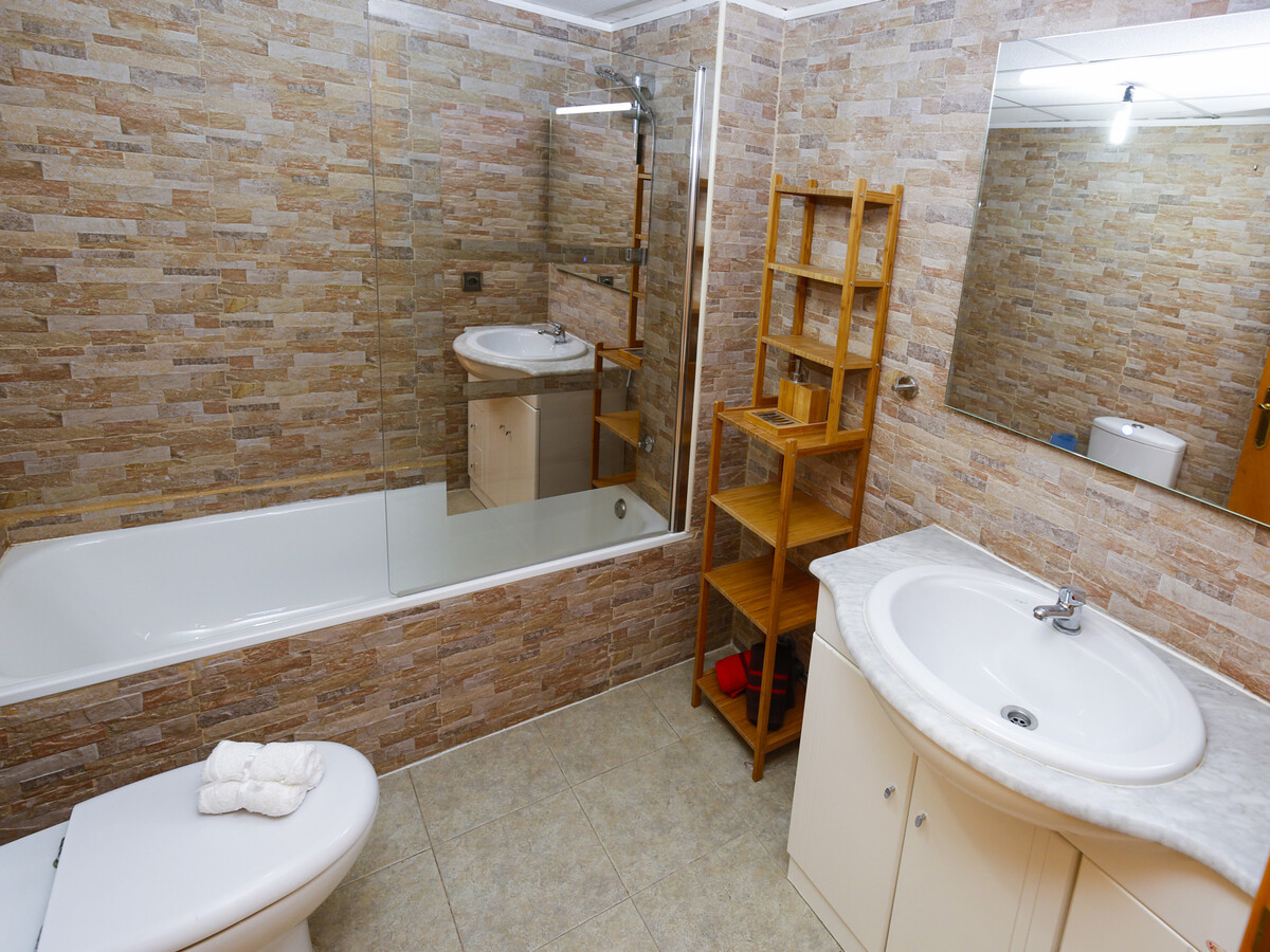 Casa Bruselas, maison 4 ch à Vilafortuny, piscine - Photo 29