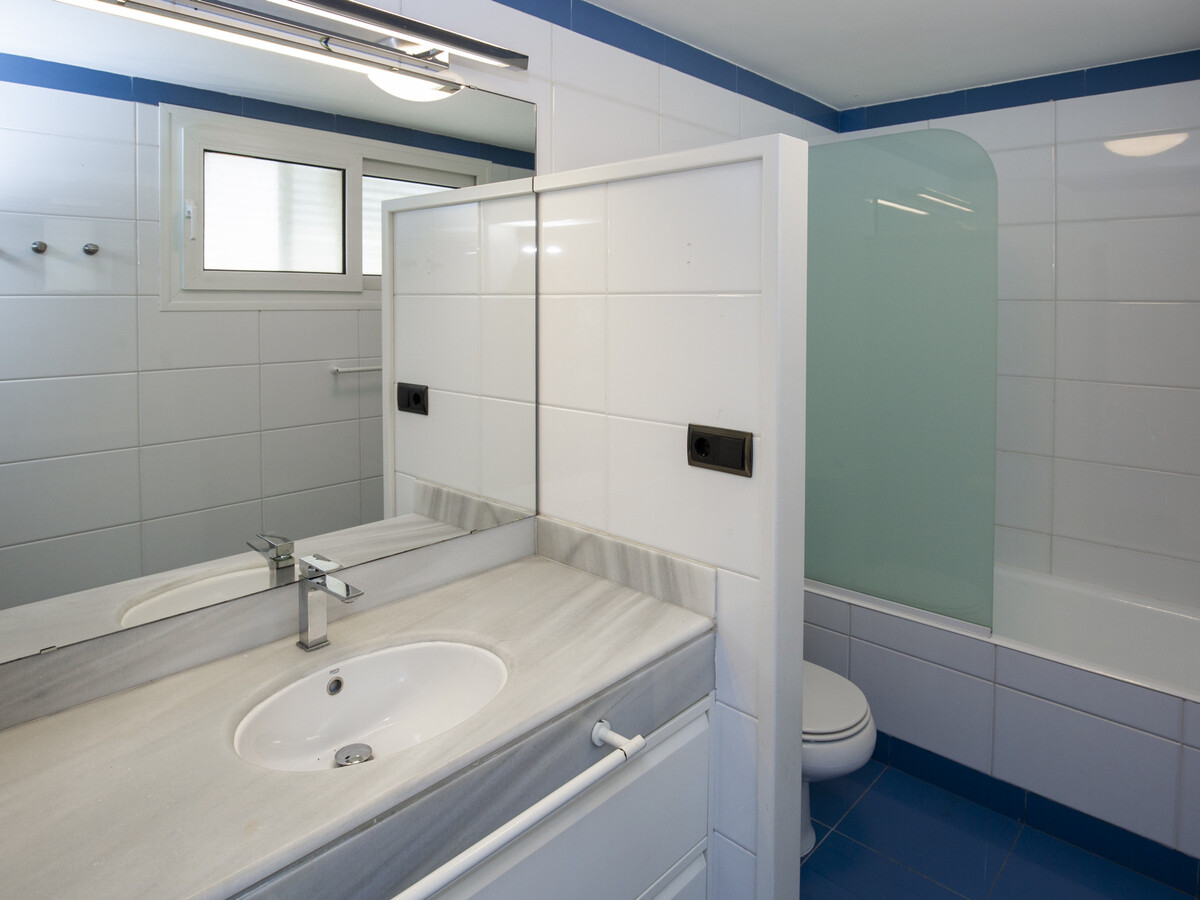 Appartement 9 pers., 4 chambres, jacuzzi à Salou - Photo 30
