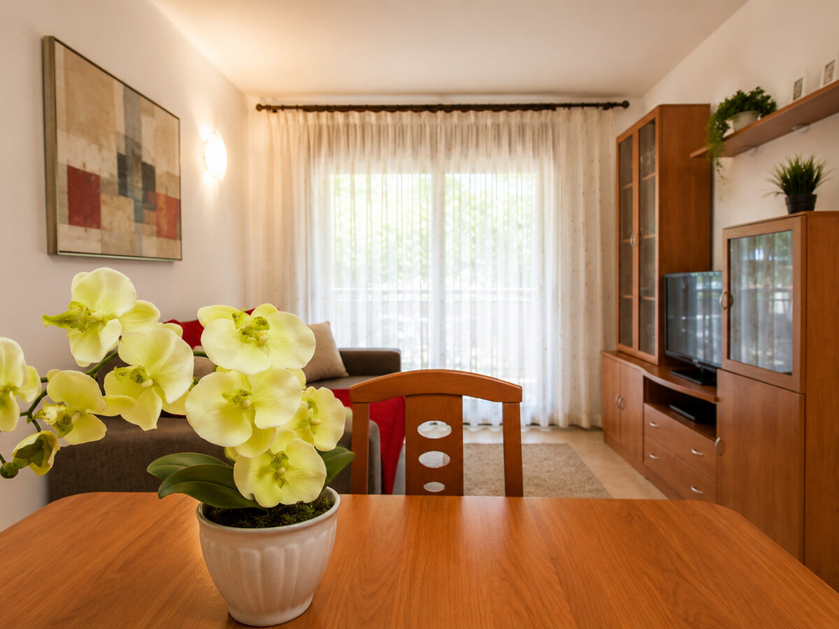 Appartement 6 pers. à Vilafortuny, parking et piscine - Photo 3
