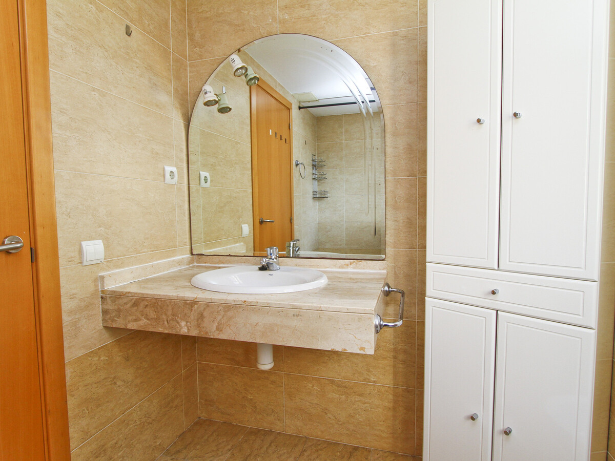 Appartement 6 pers. à Vilafortuny, parking et piscine - Photo 19
