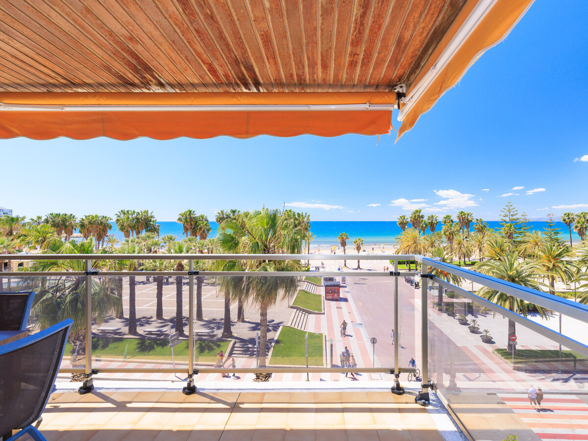 Appartement vue mer face à Playa Llevant, Salou - Photo 3